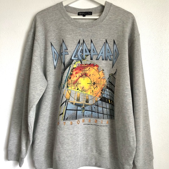 NWT Vinyl Icons Def Leppard Pyromania Gray Crewneck Sweatshirt Size Small - Picture 2 of 9